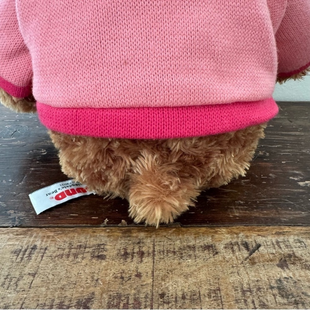 Wicked Gund Bear NWT
Bloomingdale's Wicked Little Pink Bear - Picture 7 of 16
